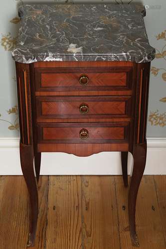 PAIR OF 19TH-CENTURY FRENCH KINGWOOD PEDESTALS