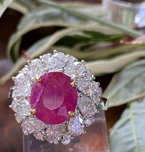 BURMESE RUBY AND DIAMOND CLUSTER RING