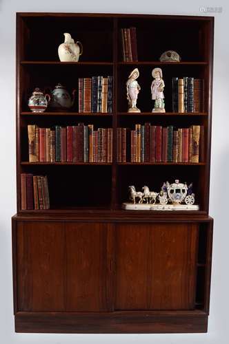 PAIR OF MID-20TH-CENTURY ROSEWOOD BOOKSHELVES