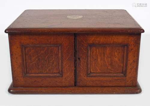 EDWARDIAN OAK CUTLERY CHEST