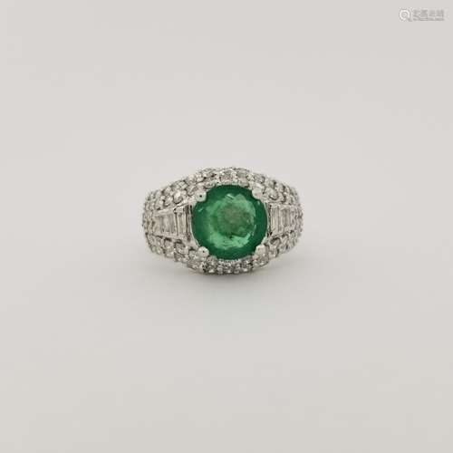 14K White Gold Emerald & Diamond Ring