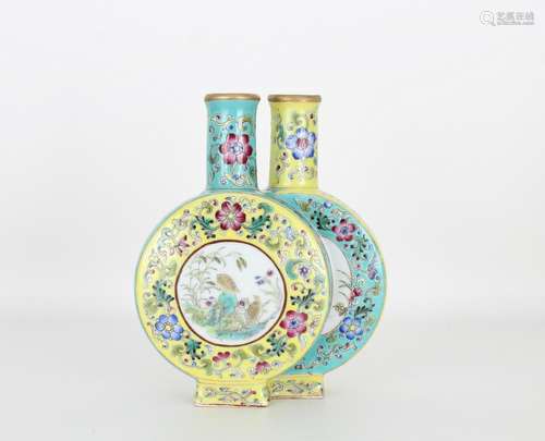 Chinese Republic Period Famille Rose Vase