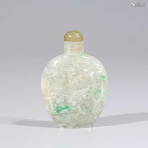 Antique Chinese Carved Jadeite Snuff Bottle