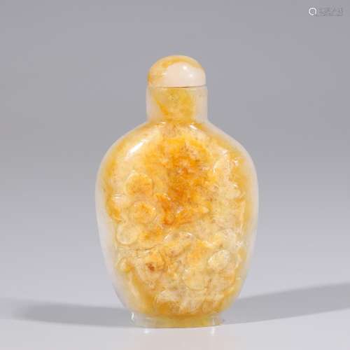 Chinese Carved Jadeite Snuff Bottle