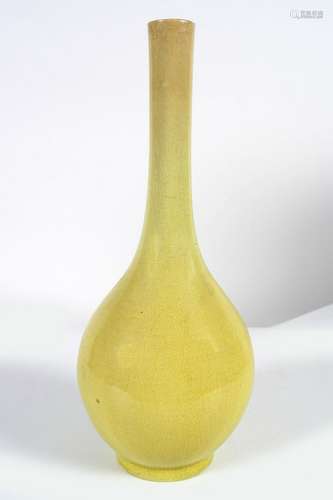 19TH-CENTURY CHINESE LONG STEMMED YELLOW VASE