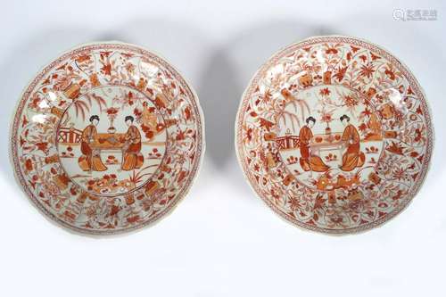 PAIR OF CHINESE KANGXI PLATES