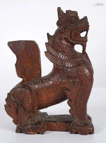 CARVED CHINESE HARDWOOD FOO DOG