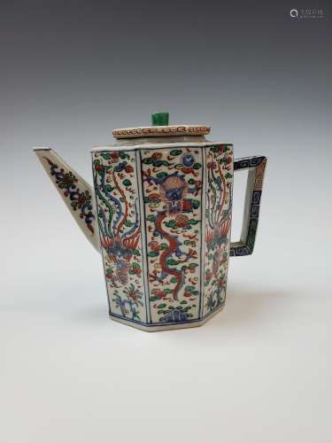 Chinese Wucai Porcelain Teapot, Ming Mark.
