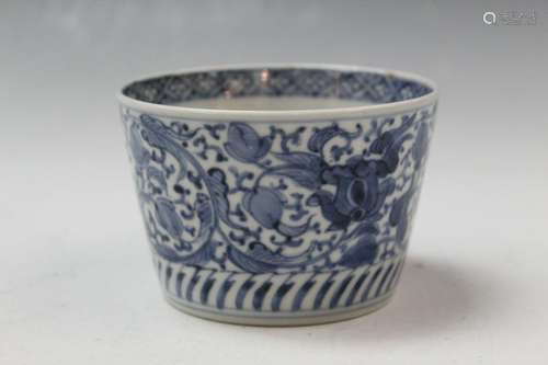 Chinese Blue and White Porcelain Pot