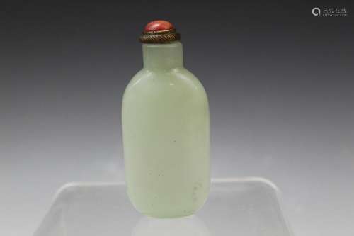 Peking Glass Snuff Bottle