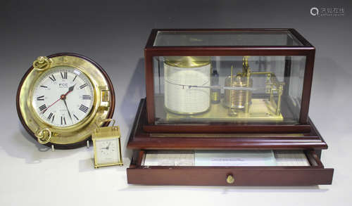 A late 20th century mahogany cased barograph with clockwork ...