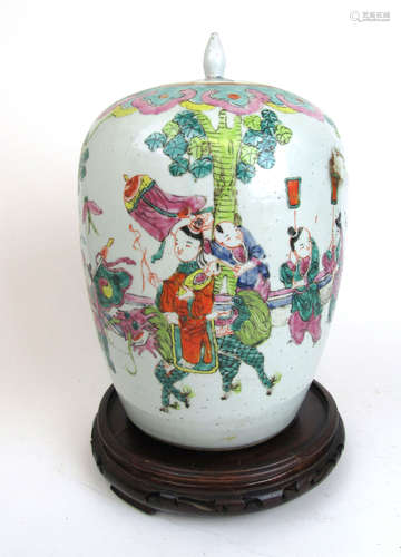 A large late 19th/early 20th century Chinese ginger jar and ...