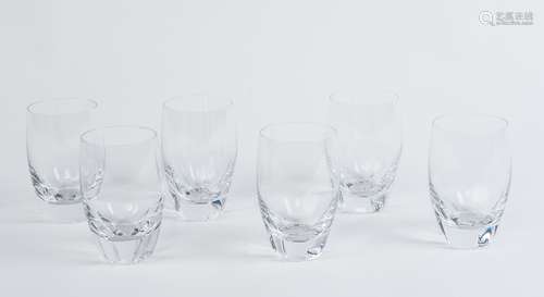 LALIQUE. Suite de 6 verres en cristal, modèle Highlands, cré...