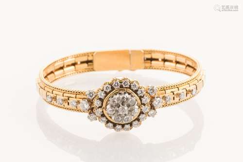 Montre bracelet de dame en or jaune 750 millièmes, ornée de ...