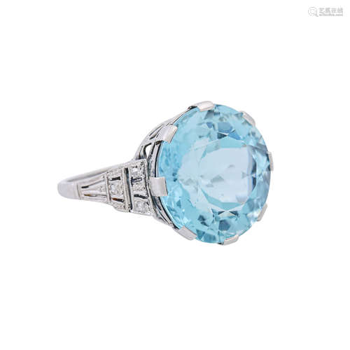 Art Déco Ring mit schönem Aquamarin von ca. 13 ct,