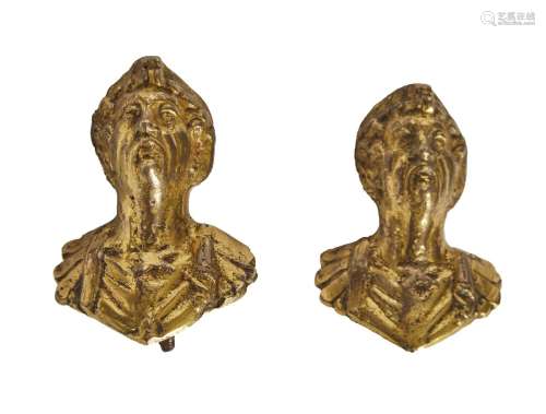 347-Deux éléments de meuble en bronze ciselé et doré. XVIIèm...