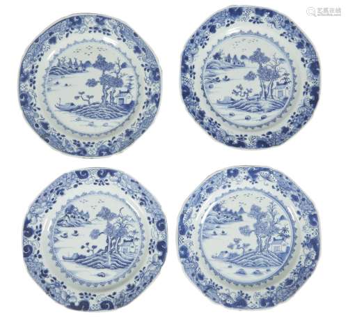 86-Chine : quatre assiettes octogonales en porcelaine de Chi...