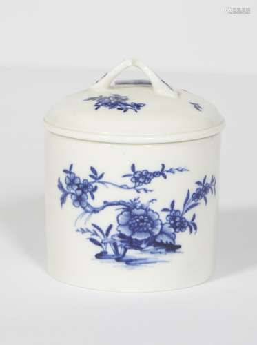 71-Tournai : Pot à fard à décor Ronda en porcelaine tendre. ...