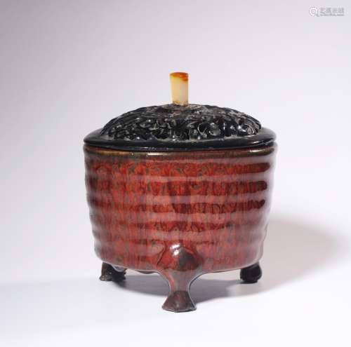 A JUNYAO TRIPOD CENSER AND COVER.QING PERIOD