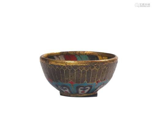 A CLOISONNE ENAMEL BRONZE BOWL.MARK OF QIANLONG