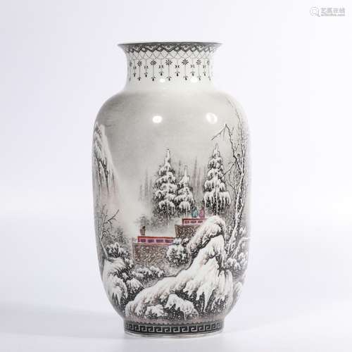 A FAMILLE-ROSE 'SNOWCAPE' VASE