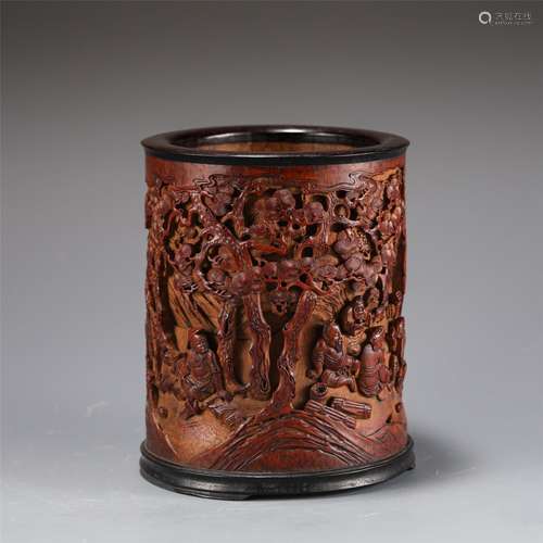 A CARVED BAMBOO BRUSHPOT.BITONG.QING PERIOD