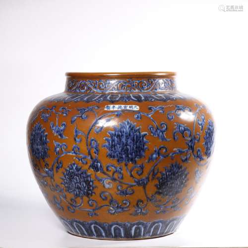 A BRONZE-GROUND BLUE AND WHITE 'DRAGON' JAR.MARK OF