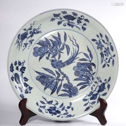 A BLUE AND WHITE PLATE.MARK OF XUANDE