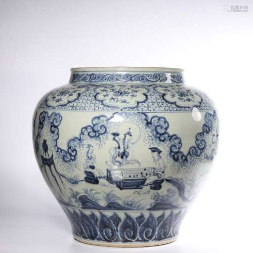 A LARGE BLUE AND WHITE JAR.MING PERIOD