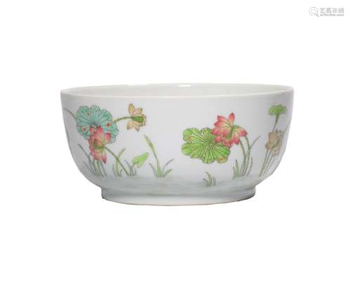 A FAMILLE-ROSE BOWL.MARK OF DAOGUANG
