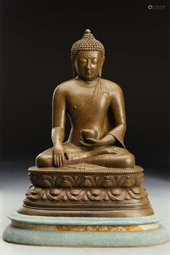 A CHINESE BRONZE FIGURE OF BUDDHA SEATED STATUE