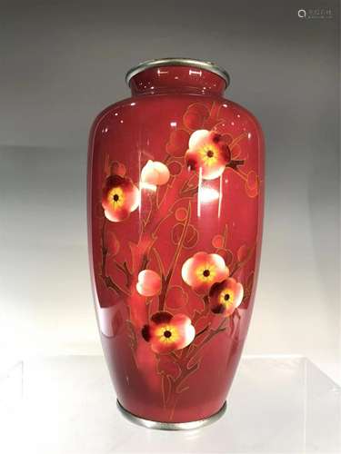 A JAPANESE CLOISONNE FLORAL VASE