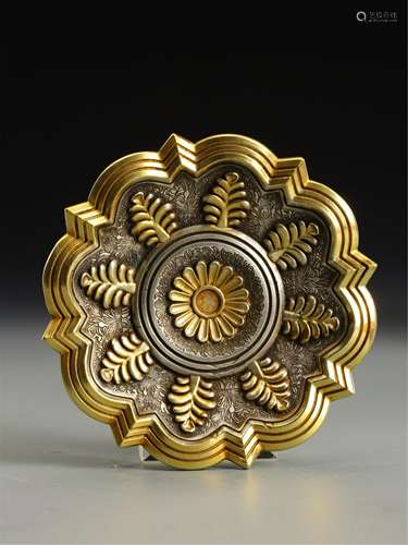 A CHINESE WHITE BRONZE GILDING FLOWER DISH