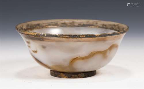 A CHINESE AGATE INLAID SILVER BOWL