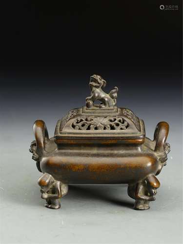 A CHINESE BRONZE CENSER