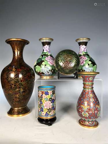 GROUP OF CLOISONNE VASES, BRUSH POT AND BOX