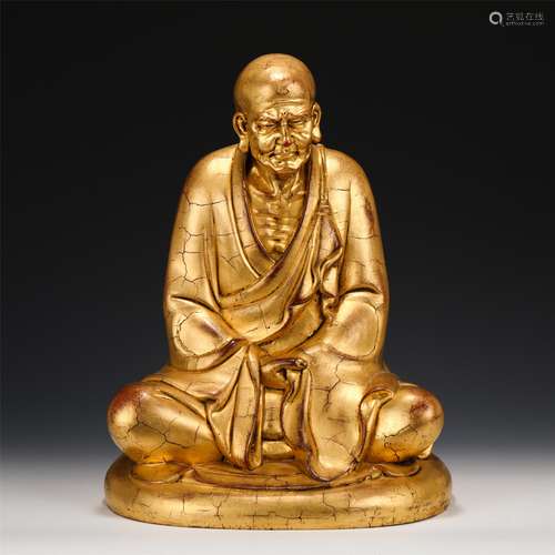 A CHINESE WOOD PAINTED GOLD FIGURE OF BUDDHA STATUE