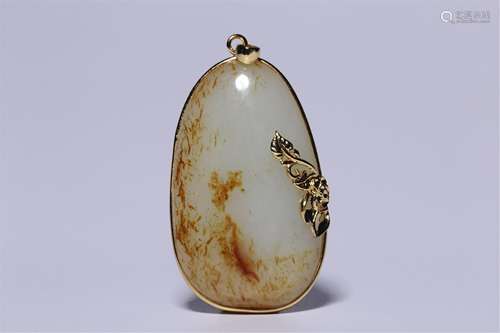 18 K GOLD WRAPPED WHITE JADE PENDANT