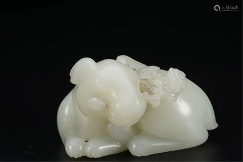 A CHINESE WHITE JADE HAND PIECES