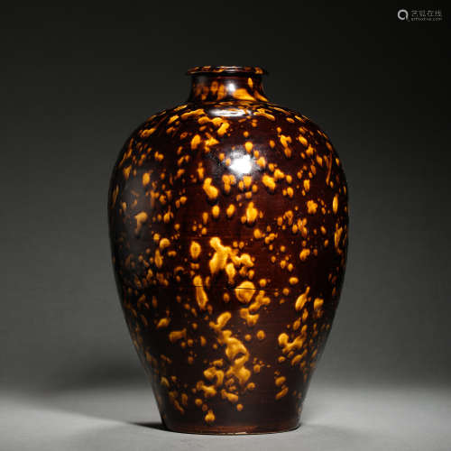 SONG DYNASTY, CHINESE PLUM BOTTLE
