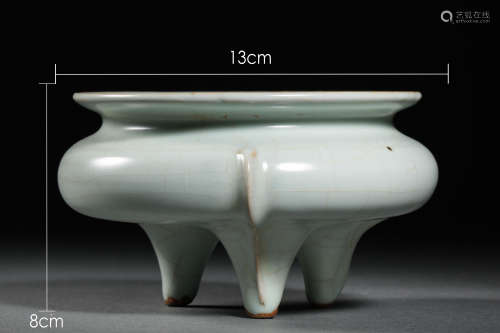 SONG DYNASTY, CHINESE CELADON STOVE