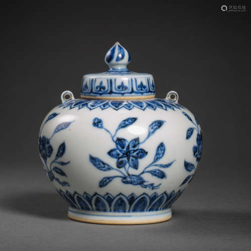 CHINESE MING DYNASTY BLUE AND WHITE JAR