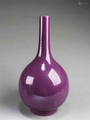 Chinese Porcelain Vase