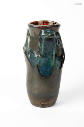 Jean-Claude NOVARO (1943-2015). Vase en verre nuancé bleu-gr...