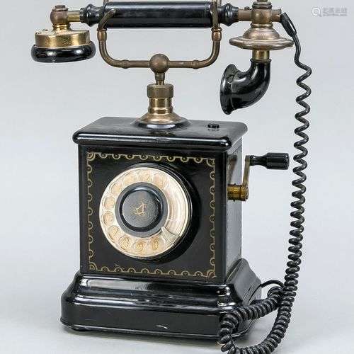 Téléphone danois ancien en bakélite. Première moitié du 20e ...