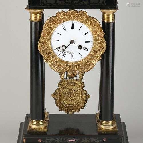 Horloge de portail française du 19ème siècle avec boulle. Ve...