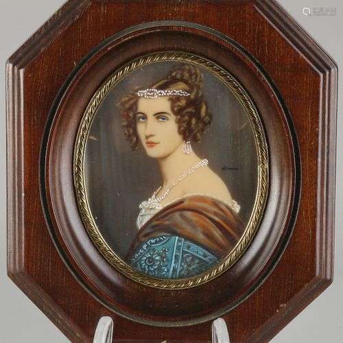 Signé. 20ème siècle. Portrait de femme miniature. Peinture à...