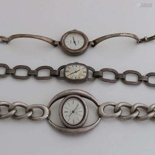 Lot de 3 montres en argent, montre ovale à bracelet ajouré g...