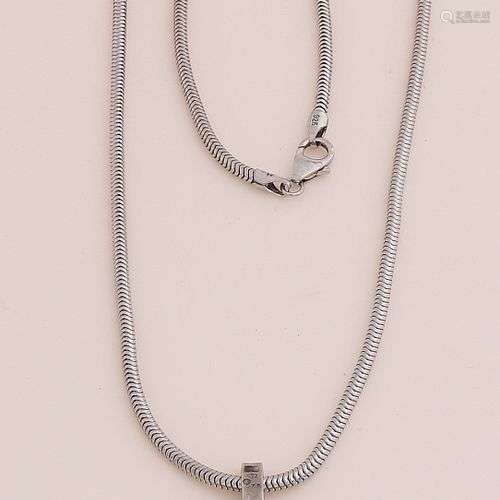 Collier en argent avec pendentif, 925/000, avec ambre. Colli...