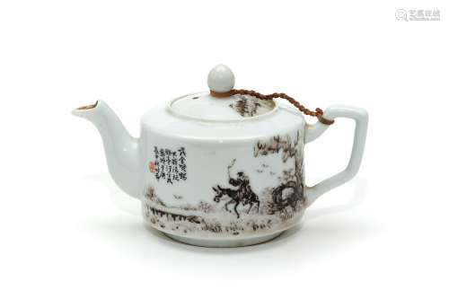 A Porcelain Teapot with Storied Painting